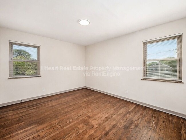 Building Photo - 1963 W Broad St