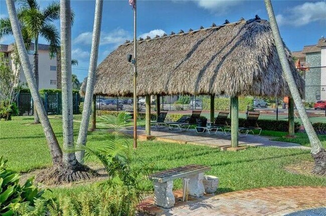 Building Photo - 8101 SW 24th Ct