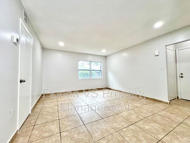 Building Photo - 13 Louisiana Ave