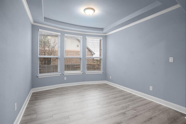 Building Photo - 2328 Blended Tree Ranch