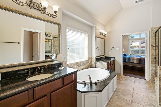 Building Photo - 27 S Greenprint Cir