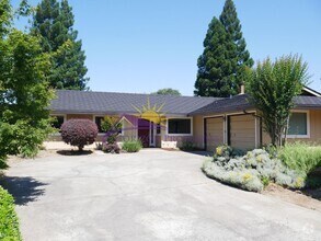 Building Photo - 3 Bed 2.5 Bath 1,766 sqft Fair Oaks Home
