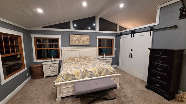 Building Photo - 9500 Fox Valley Dr