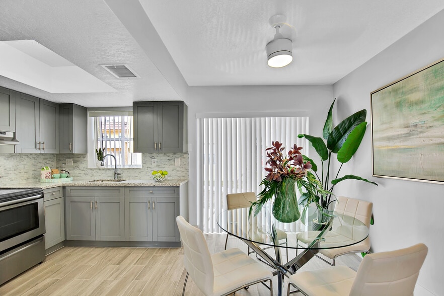 Primary Photo - New Colony Homes