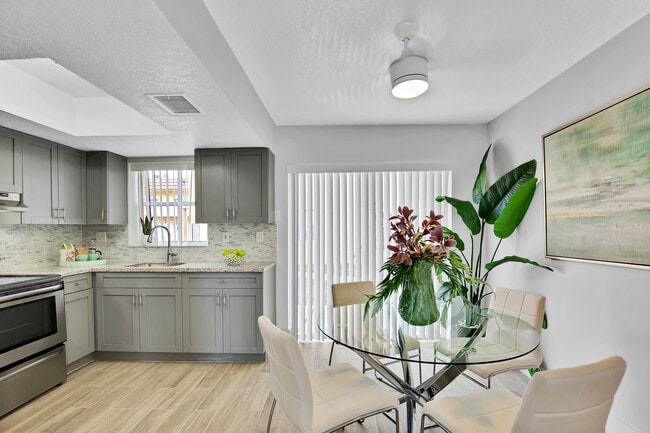 2 BR, 1.5 BA - 1,302SF - New Colony Homes