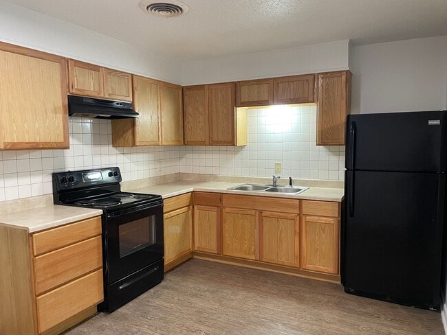 Building Photo - 451835