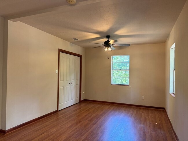 Building Photo - Beautiful Camp Style Home For Lease In Den...