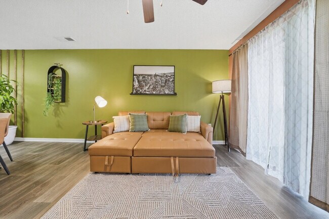 Building Photo - 8307 Royal Sand Cir