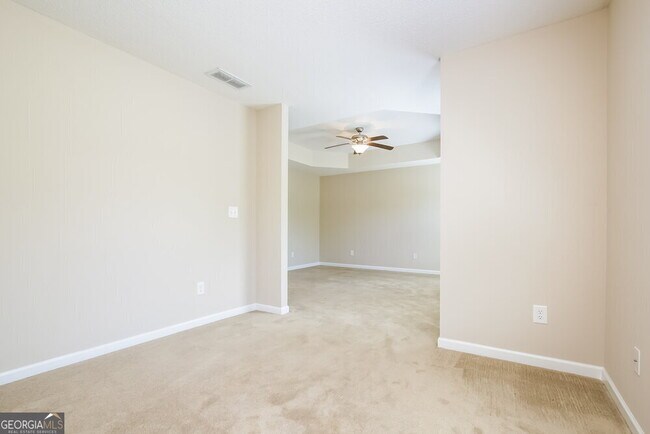Building Photo - 3404 Silver Stream Way NW