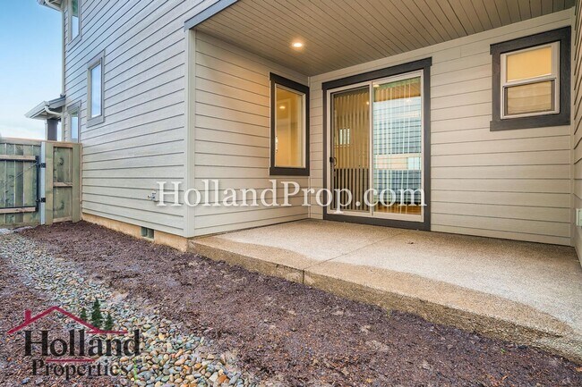 Building Photo - Brand-New Luxury Living Near Butternut Creek Park!