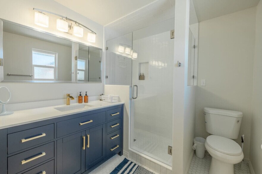 Building Photo - 9164 Coppercreek Cir