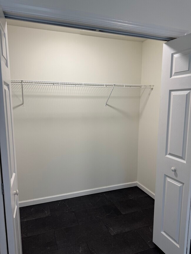 Building Photo - 120 Chambers Aly