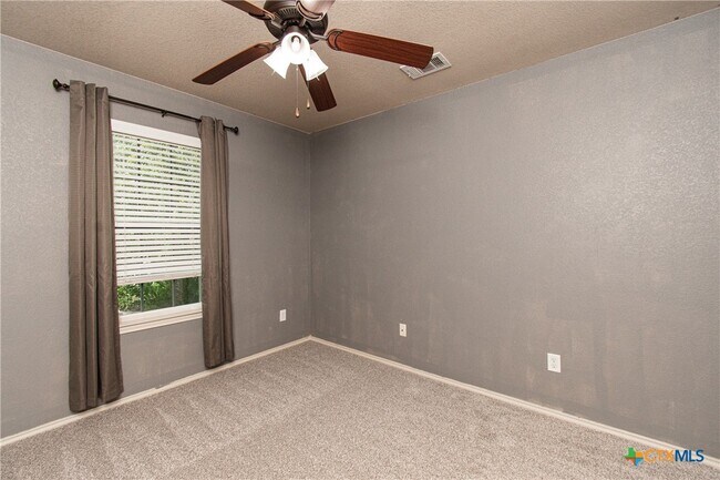 Building Photo - 3200 Alamocitos Creek Dr