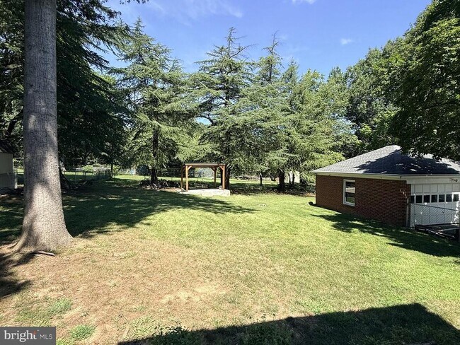 Building Photo - 11308 Cedar Ln