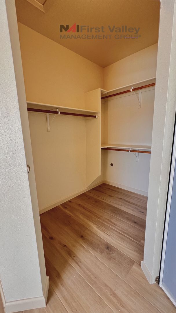 Building Photo - One Bedroom, One Bath