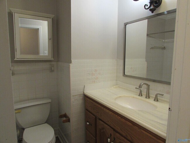 Building Photo - 27849 Pinedale Rd