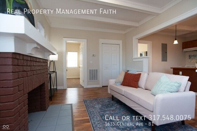 Building Photo - 1635 Central Ave