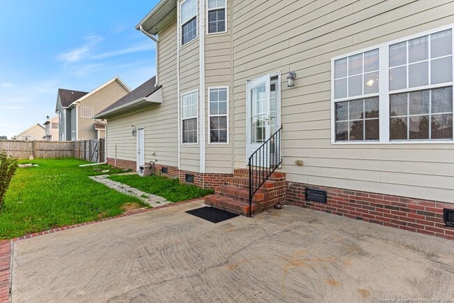 Building Photo - 1901 Ellie Ave