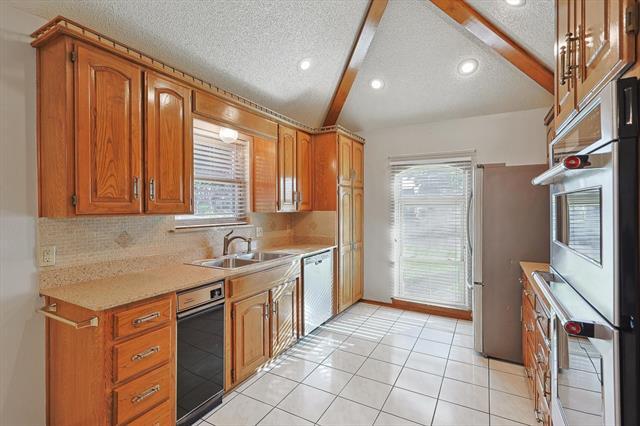 Building Photo - 7748 Incline Terrace