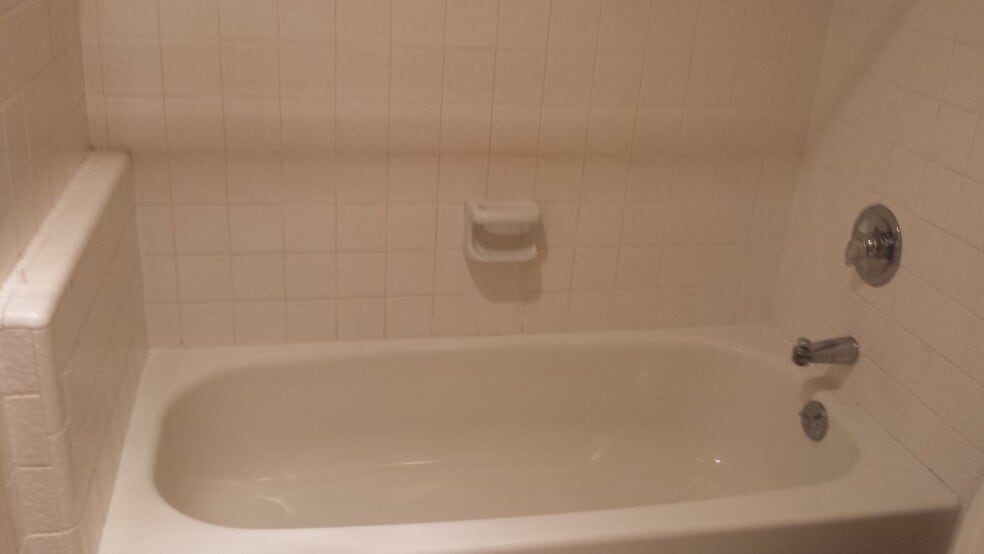 Building Photo - 2304 Canyon Valley Trail