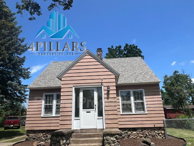 Building Photo - 106 Belden St