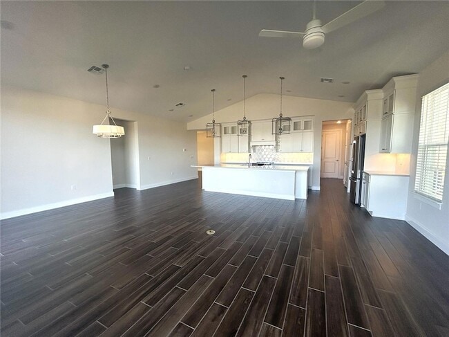 Building Photo - 13111 Faro Ct