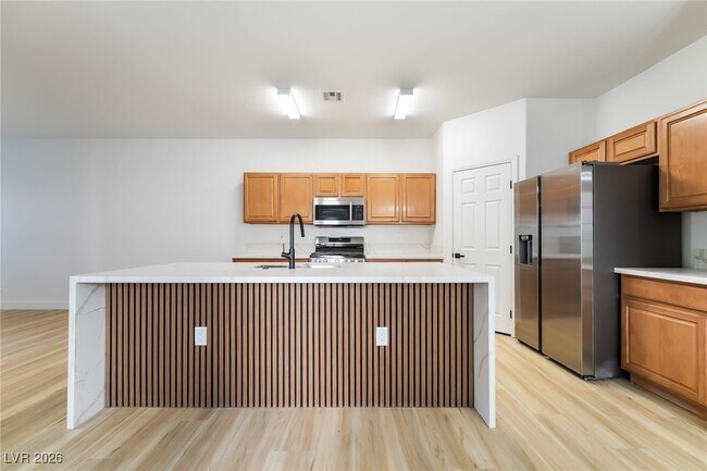 Building Photo - 5980 Gentleslope St