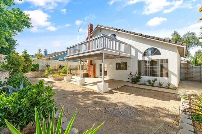 Building Photo - Charming 3 Bed/2.5 Bath Home With A Spacious Backyard And 3-Car Garage in Lake Elsinore!