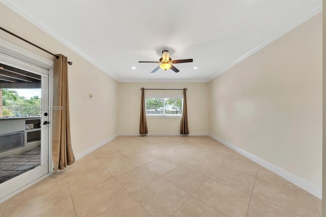 Building Photo - 4920 SW 170th Ave