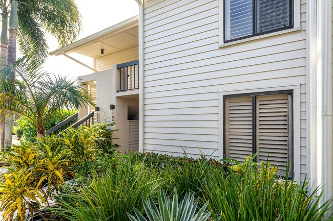 Building Photo - 6404 SE Brandywine Ct