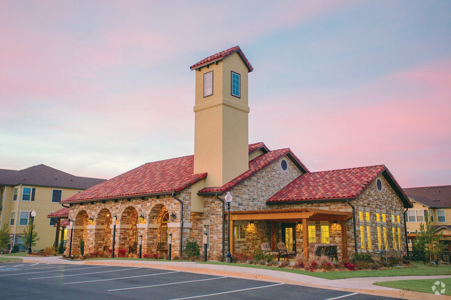 Building Photo - Villas at Canyon Ranch