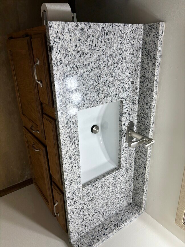 Building Photo - 1329 East 21st terrace