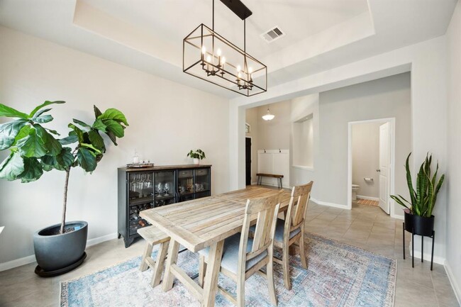 Building Photo - 3039 Forest Creek Dr