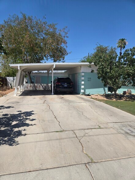 Building Photo - 1305 Phillips Ave