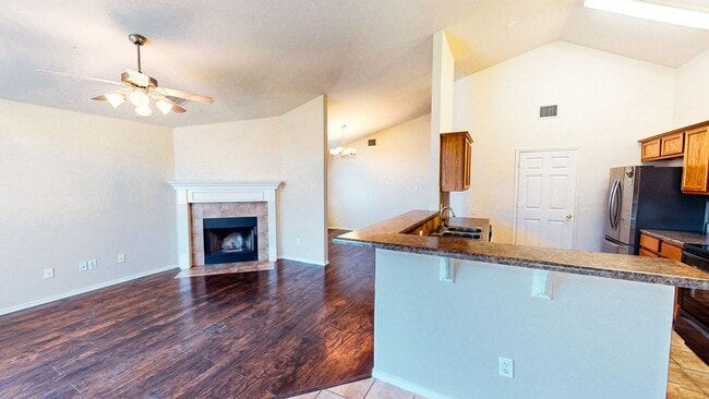 Building Photo - Welcome to Bridgewood Estates—your new hav...