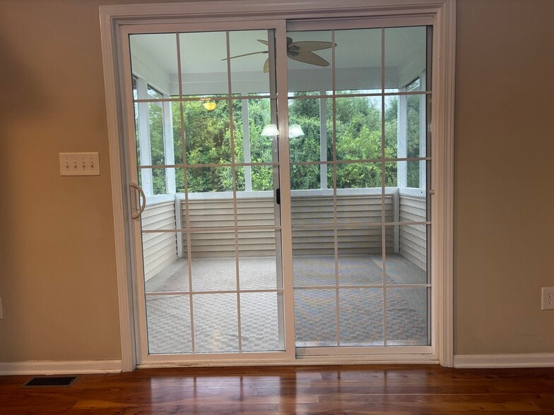 Screened in Back Porch - 6648 Wilmot Ln