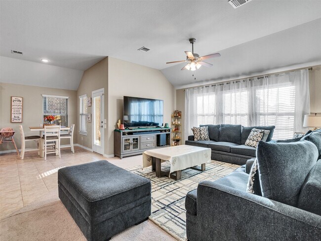 Building Photo - 11119 Mineral Island Ln