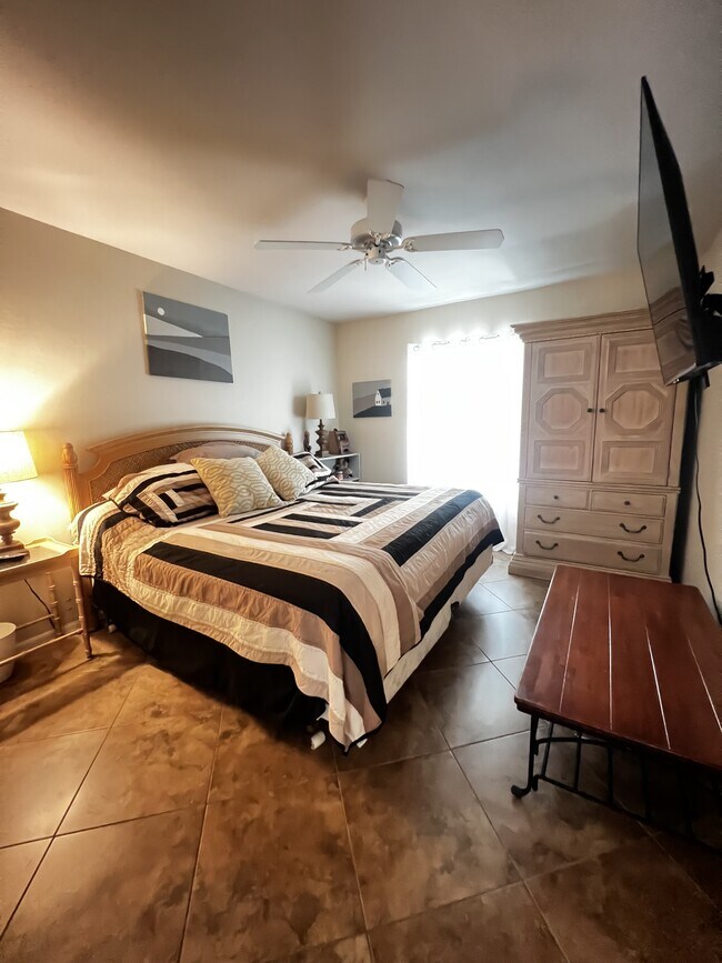 Building Photo - 9421 Old Hickory Cir