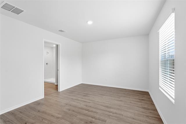 Building Photo - 1325 Brook Ln