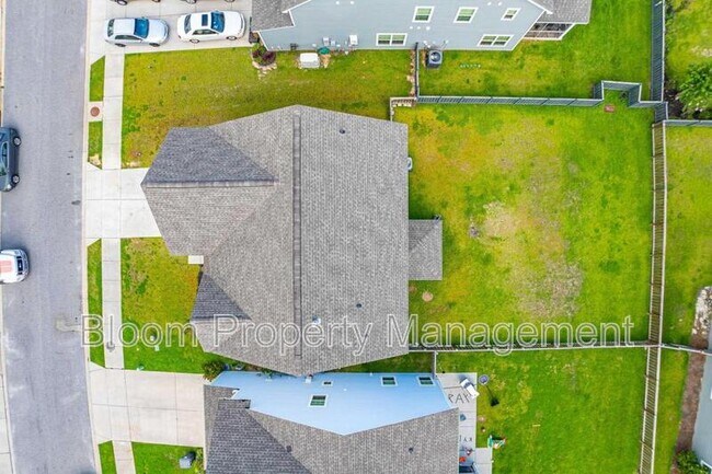 Building Photo - 107 Goose Rd