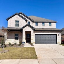 Building Photo - 510 Stagg St