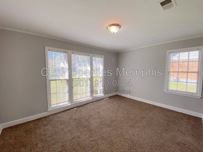 Building Photo - 722 Lydgate Rd