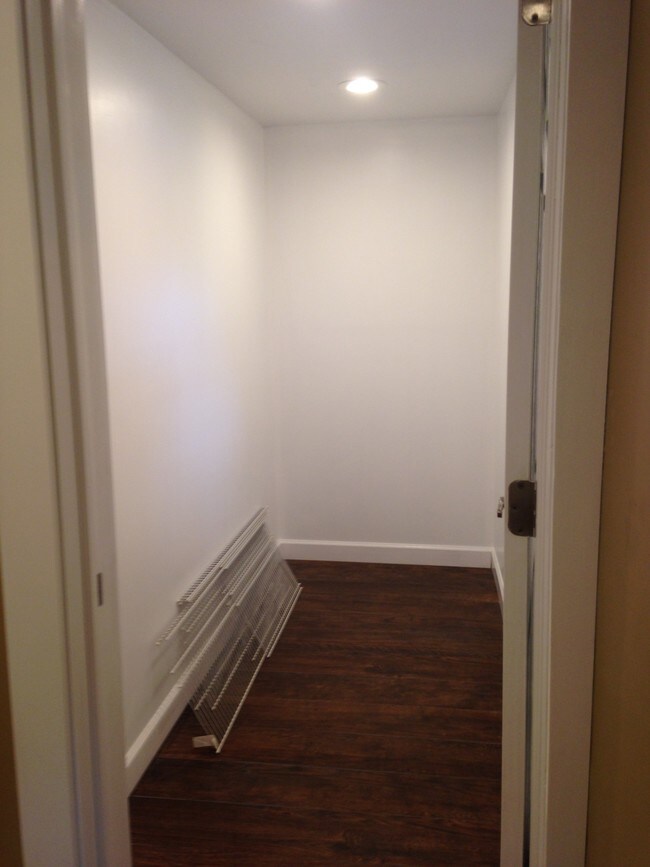 Building Photo - 1 Colson Ct