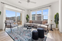 Building Photo - 1301 Leah Ave