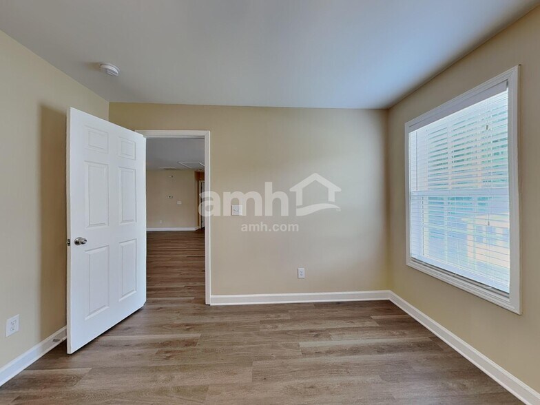 Building Photo - 9413 Philbeck Ln