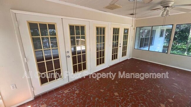 Building Photo - 205 Catherine Ave