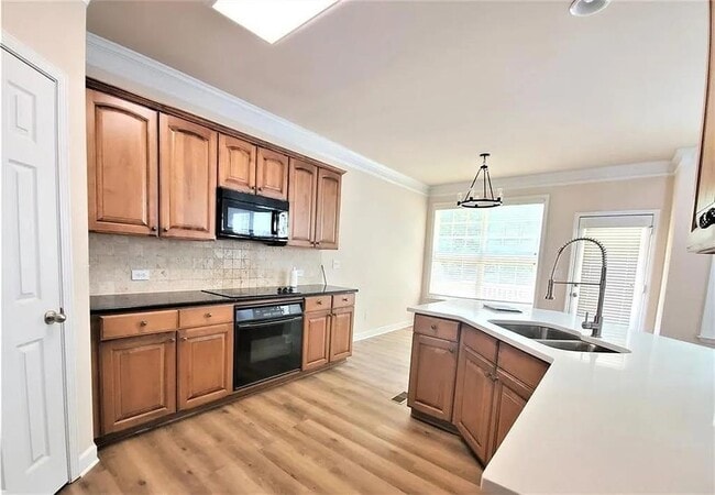 Building Photo - 1359 Belmont Hills Dr