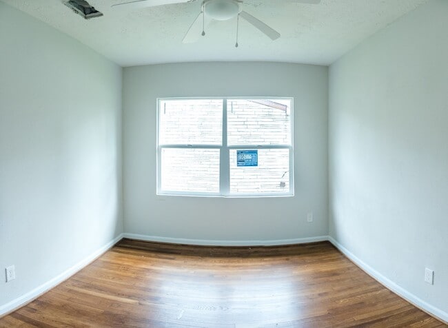 Building Photo - 2102 Norman St