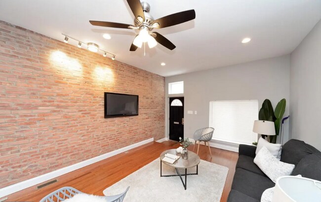 Building Photo - 41 N Linwood Ave