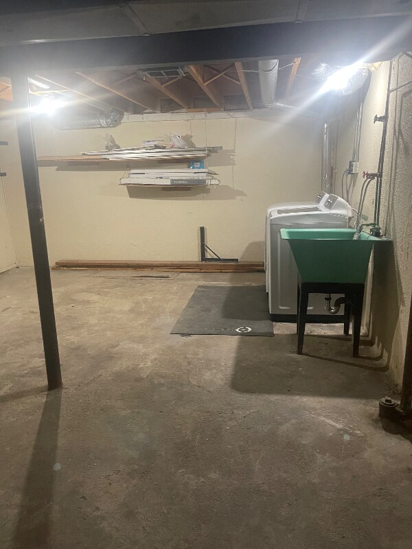 Building Photo - 1620 Washtenaw Ave